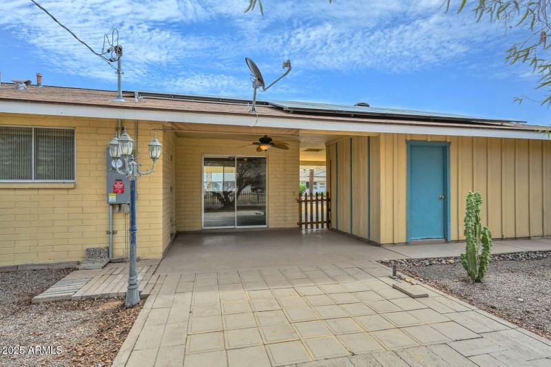 Patio-Laundry Room