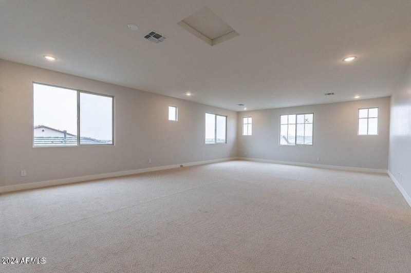 20240213045344129230000000-o