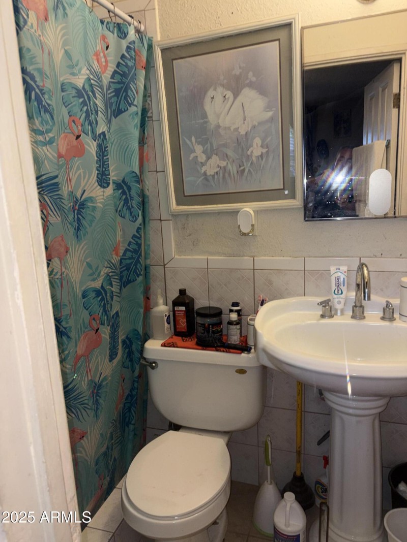 Bathroom1