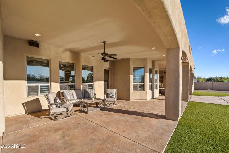 040_south_194th_street-34_259