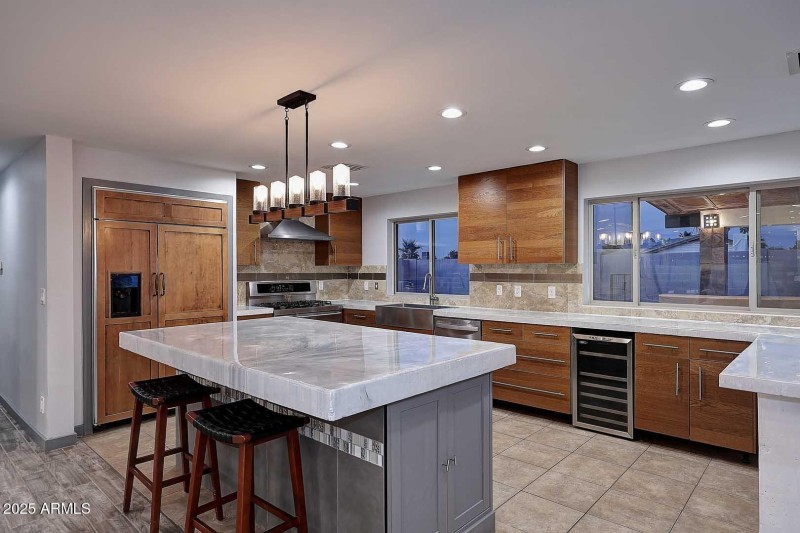 Night-Kitchen2