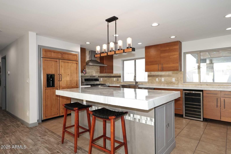 Kitchen-Island