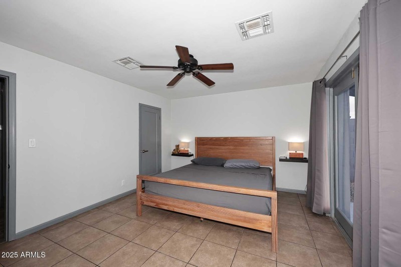 Primary Bedroom2
