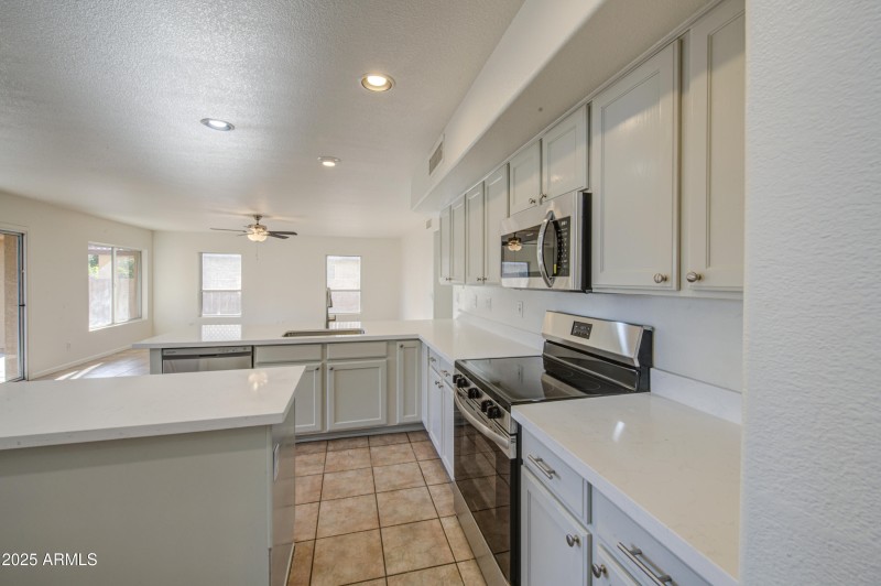 Kitchen 1