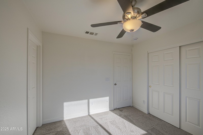 Bedroom 3-pic 2