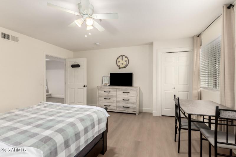 25 - Bloomfield 5529