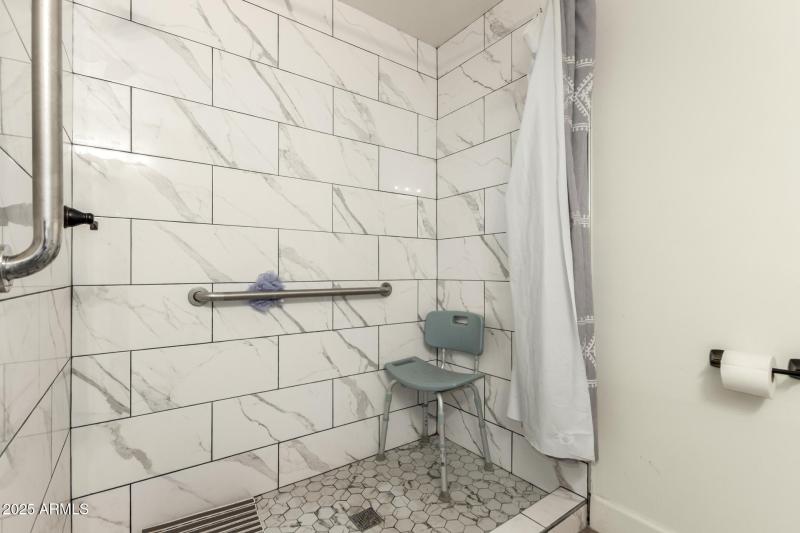 27 - Bloomfield 5529