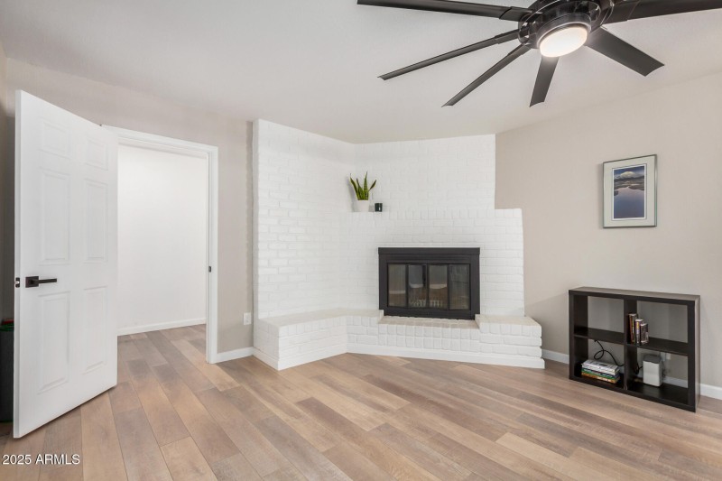 Fire Place/ Flex area