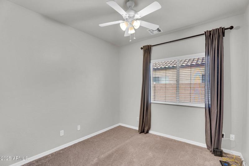 26-web-or-mls-11106 E Serafina Ave-26