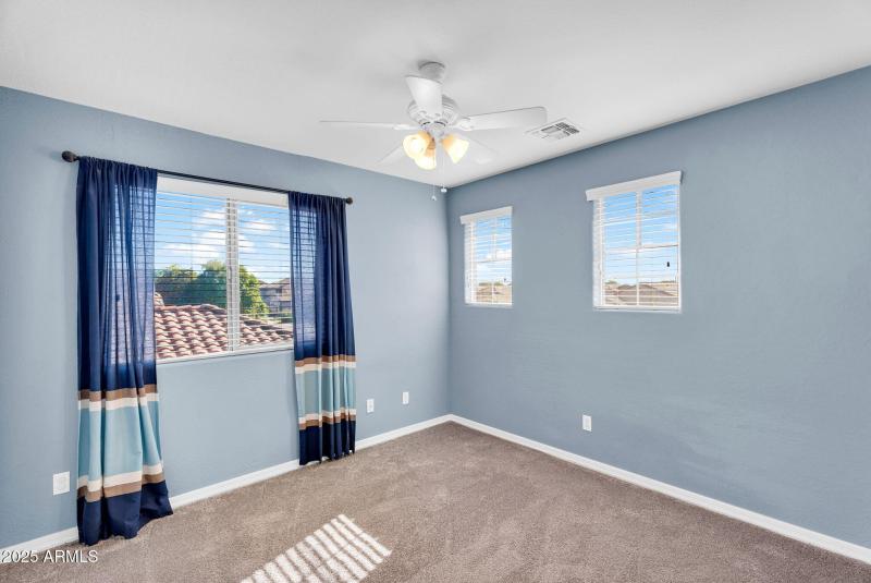 30-web-or-mls-11106 E Serafina Ave-32