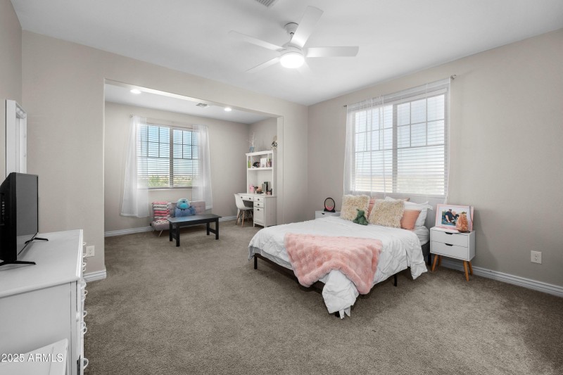 Large Bedroom 3