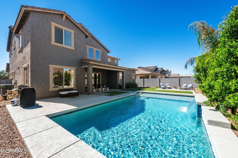 Private Pool