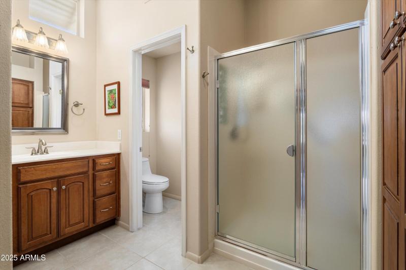 23-Master Ensuite