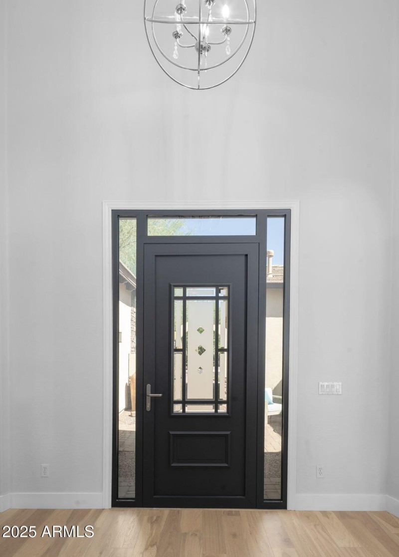 3-web-or-mls-_TMR2271