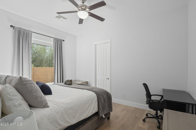 25-web-or-mls-_TMR2564