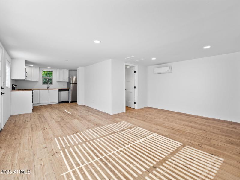 9-web-or-mls-22490 Luna Way-9