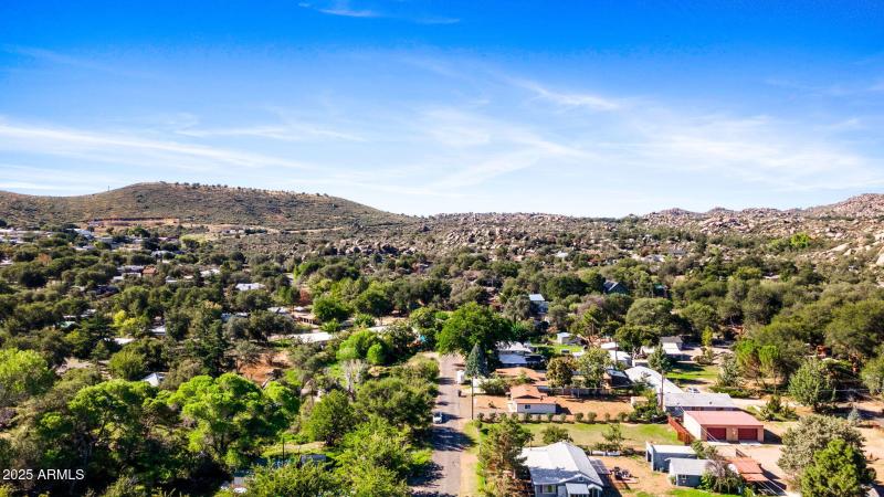 38-web-or-mls-22490 Luna Way-38