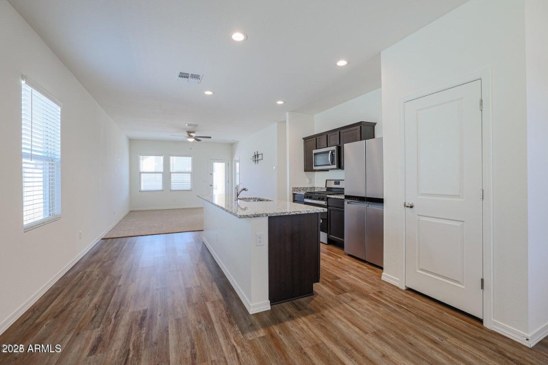 20220420232541450736000000-o