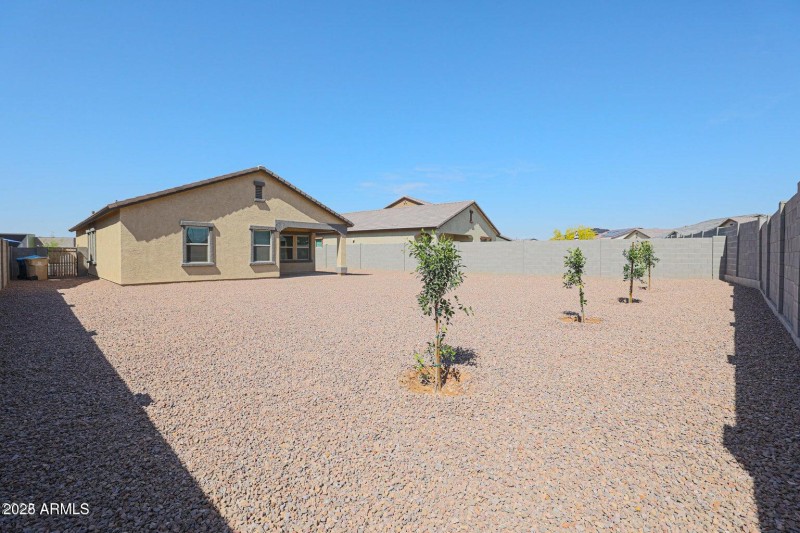 20220420232800143728000000-o