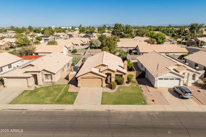 1046 W Tremaine Ave (aerial)-3