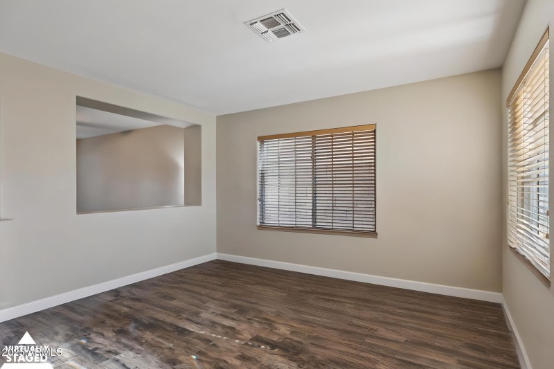 5-web-or-mls-23222-n-22nd-pl