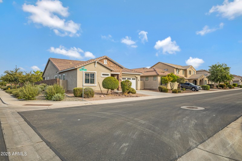 3518 E Walnut Rd-3