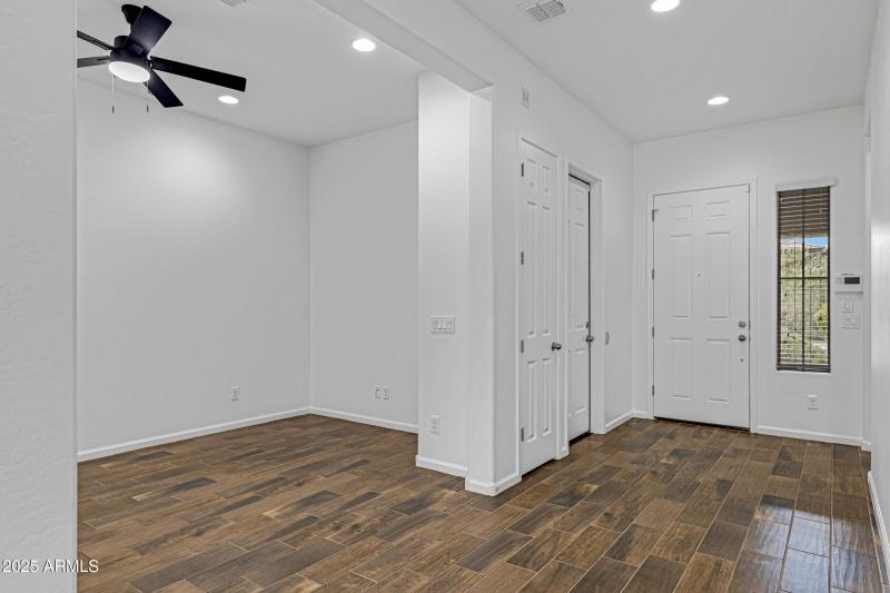 3518 E Walnut Rd-18