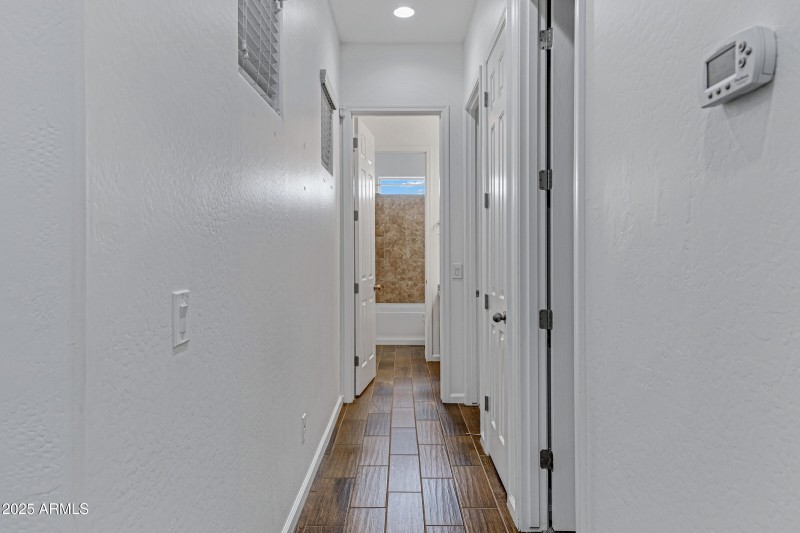 3518 E Walnut Rd-21