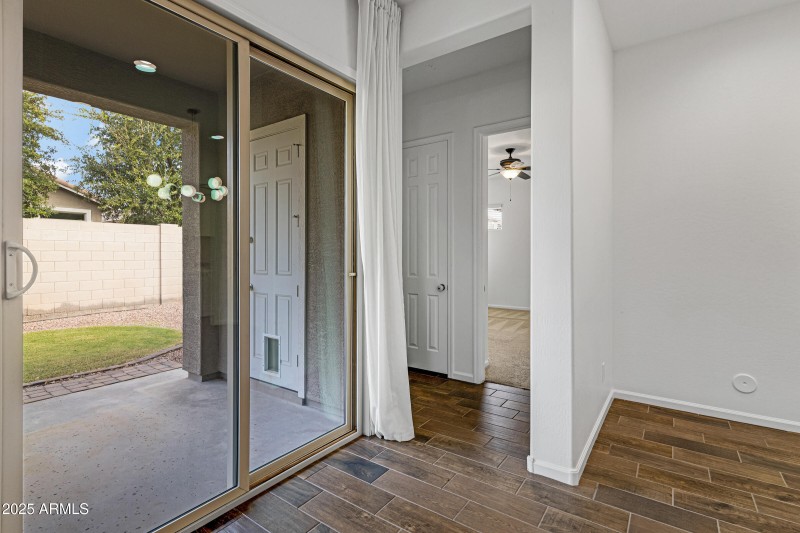 3518 E Walnut Rd-27