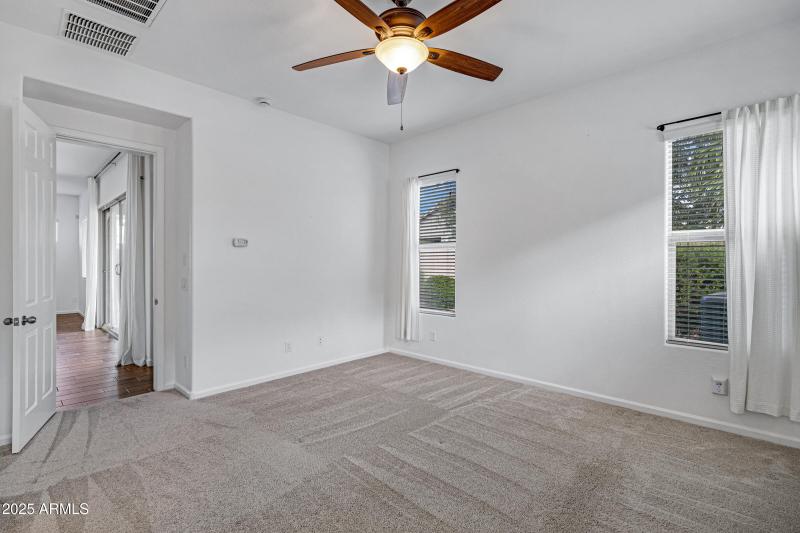 3518 E Walnut Rd-31
