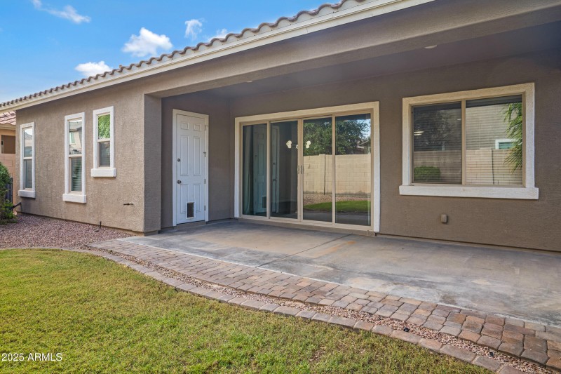 3518 E Walnut Rd-45