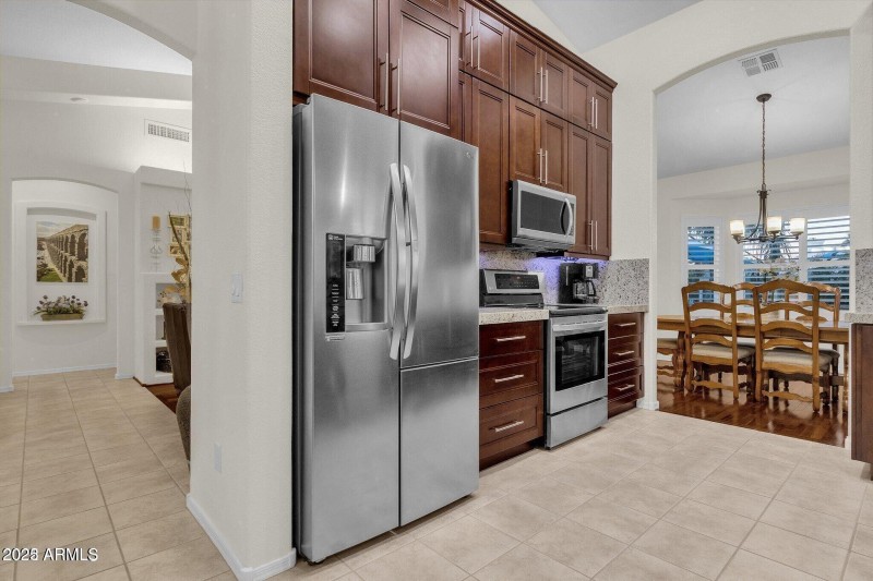 20220408141515723269000000-o