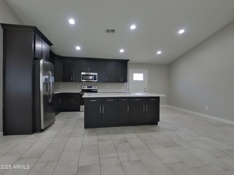 5_pc_mKABGspT96_FpXfOibYIx_other_room_IC