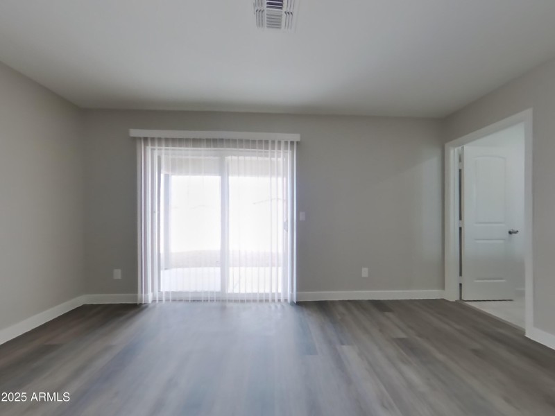 8_pc_FXRwej69Wd_0qbYa3XGUf_layout_1