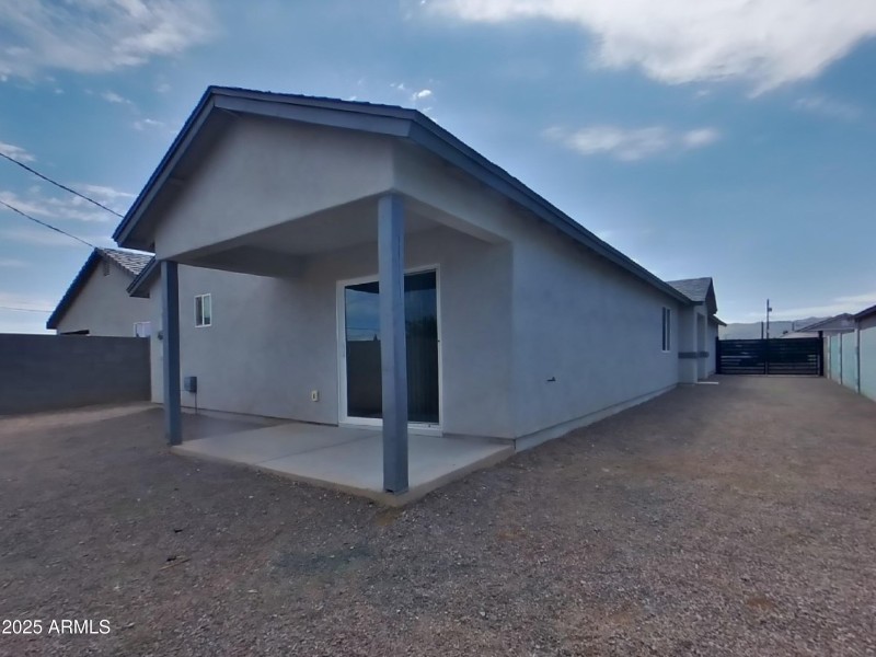 17_pc_KaOTaBCENM_6uCdCIKbhT_center_0