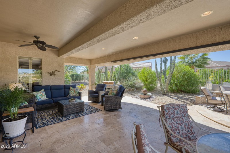 Superb covered patio