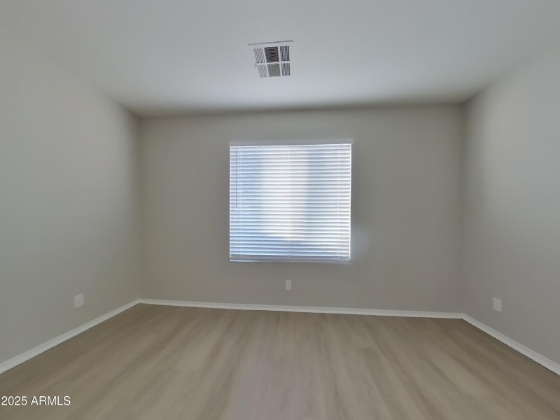 7_pc_ORlklU9eHl_7ec4UzZQoq_layout_1