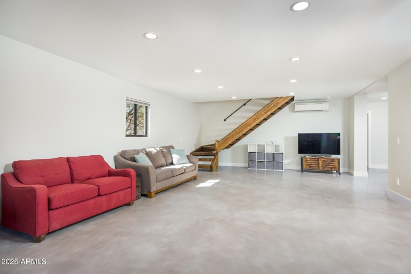 1302-coyotetrail_mls-5