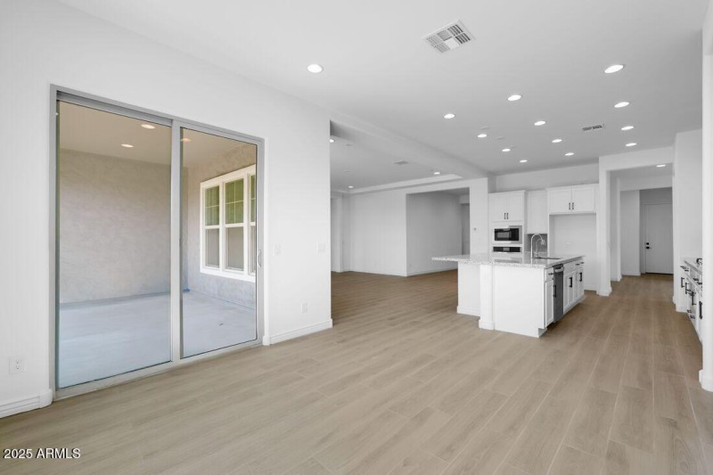 hj-az-phoenix-aloravita-south-summit-pal