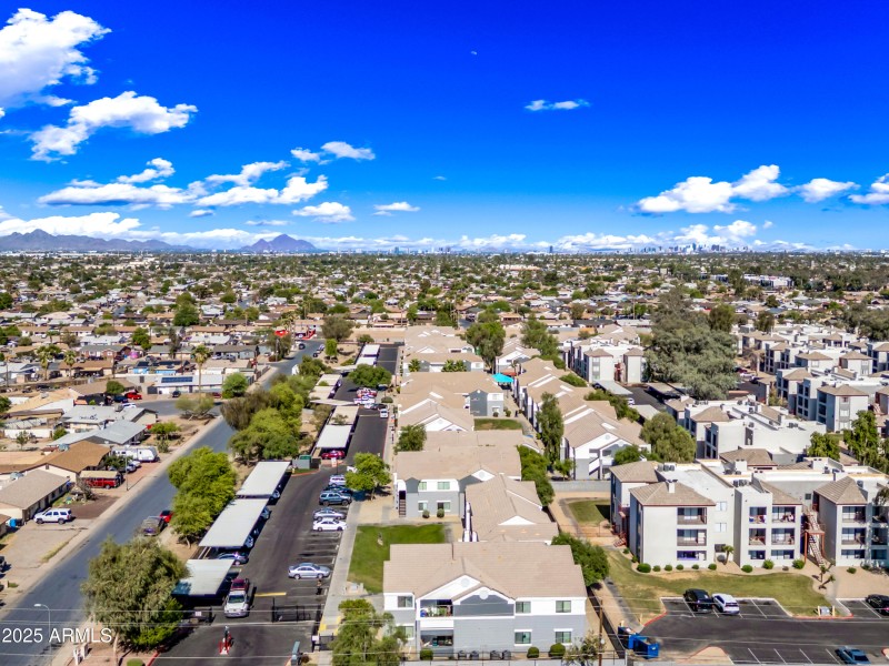 21EVA-3065N67A-ocupix-Comm-G-SS