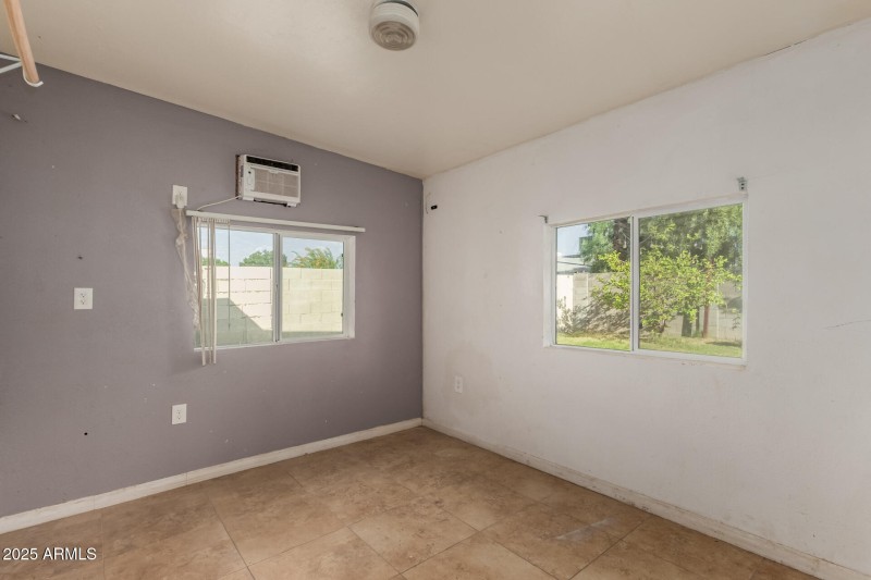 Workshop or Craft Room