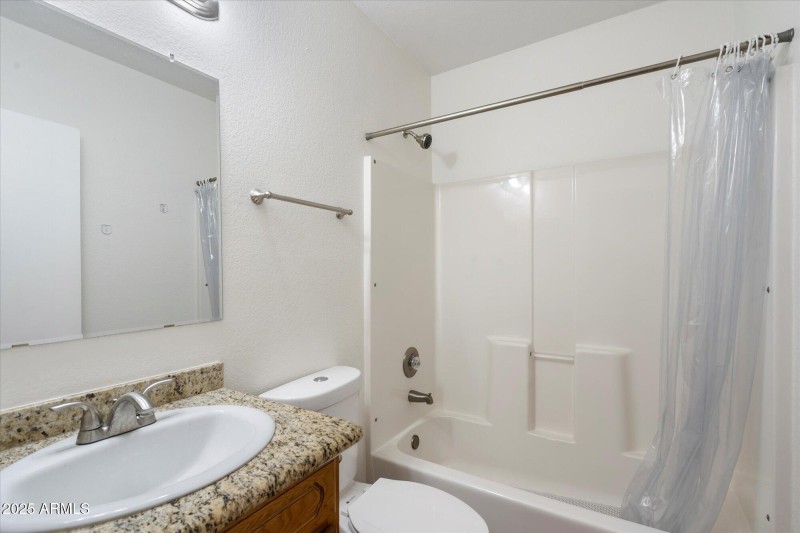 2nd Bathroom