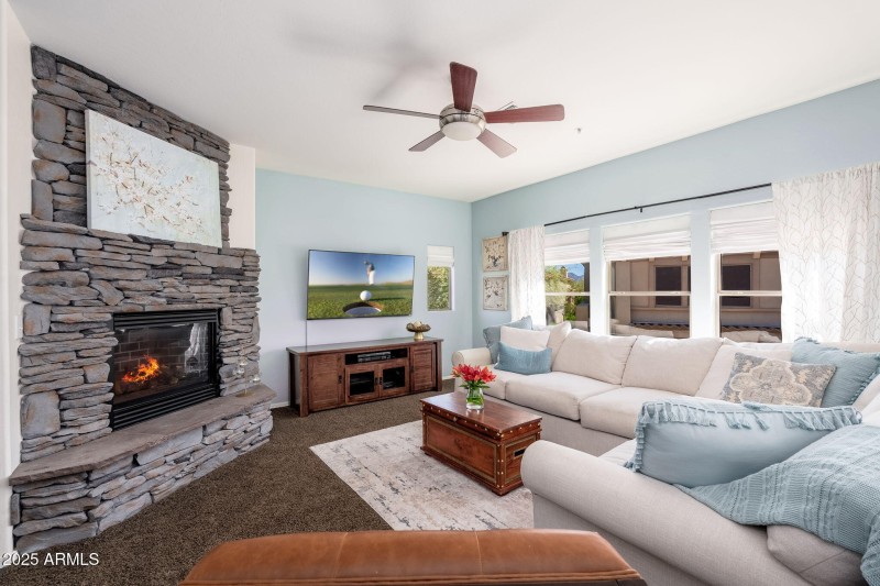 Fully furnished & movie night ready