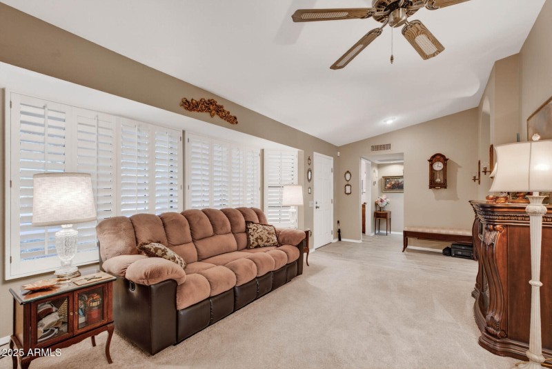 11_18207_N_136th11_mls