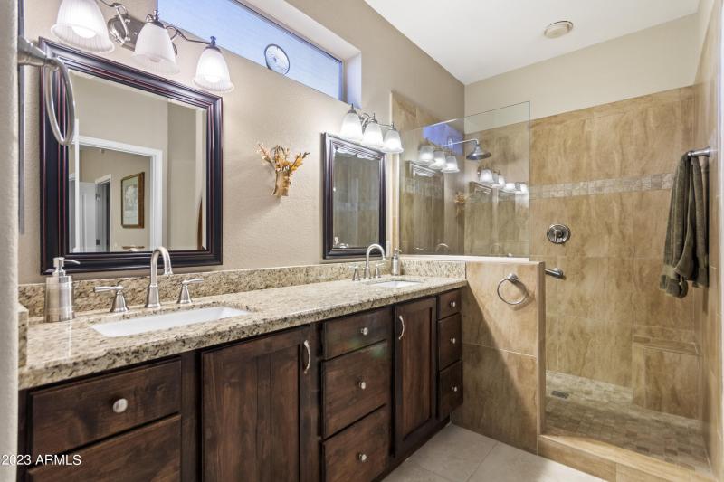 Verbena Primary Bathroom