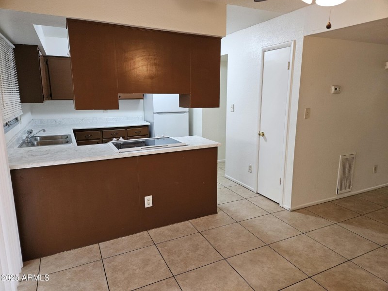 20251009_140715_resized