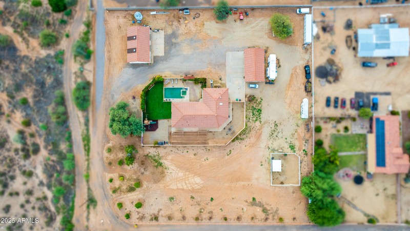 2.5 acre overview