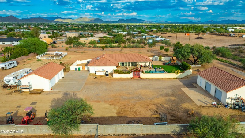 2.5 acre overivew