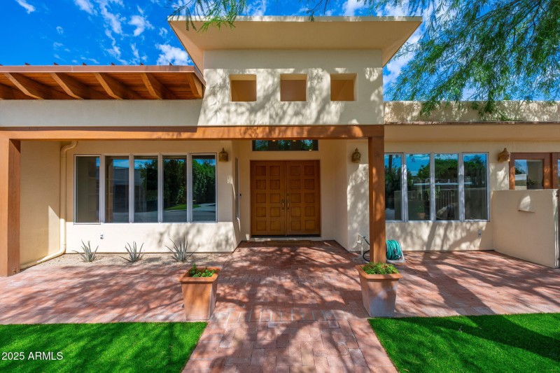 7024 E Orange Blossom Ln - 03
