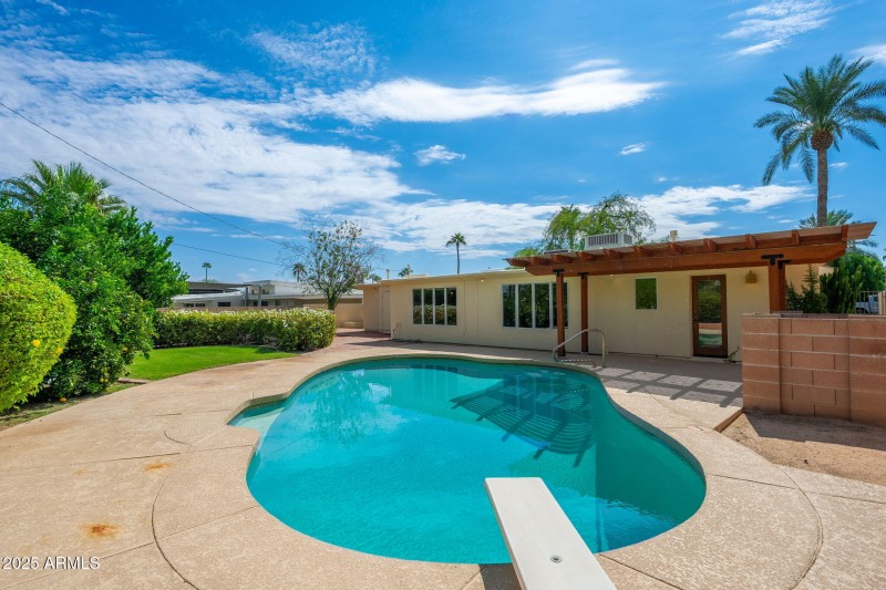 7024 E Orange Blossom Ln - 42